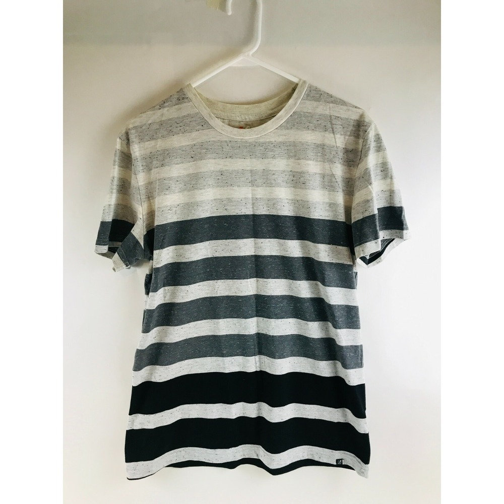 Amplify T-Shirt Men's Size Large Gray Black Striped Round Neck Short Sleeve